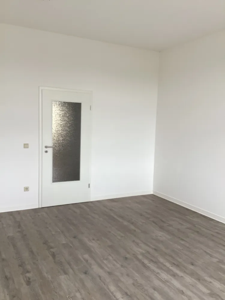 3 Zimmer Wohnung mit 97 m² in Magdeburg – Bild 1