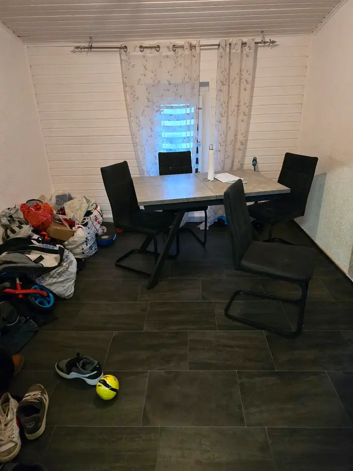 4 Zimmer Wohnung mit 95 m² in Grevenbroich – Bild 4