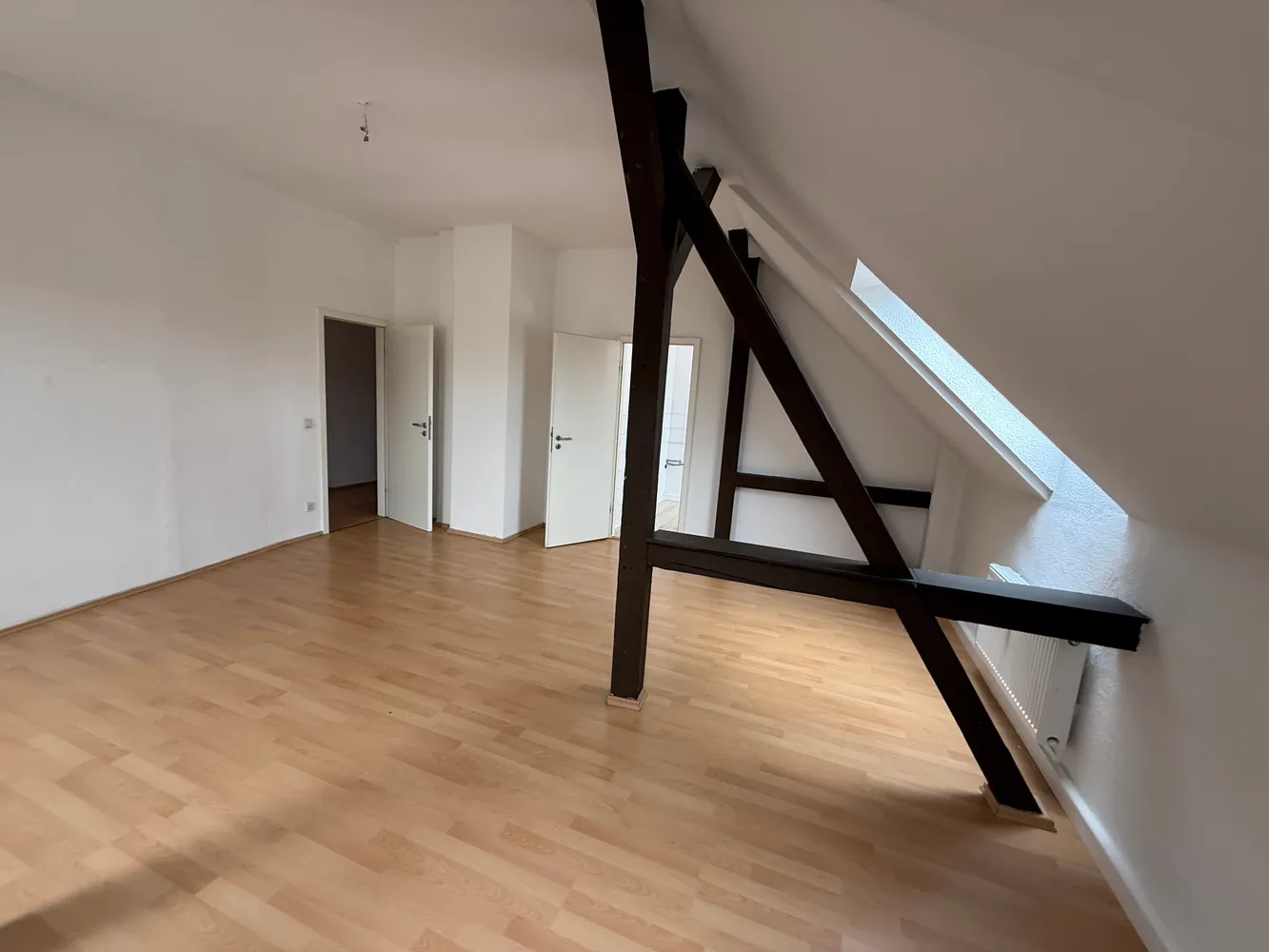 7 Zimmer Wohnung mit 130 m² in Chemnitz – Bild 8