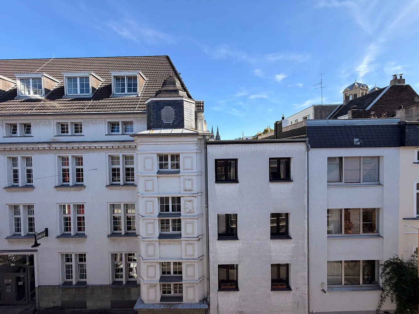 1 Zimmer Wohnung mit 25 m² in Köln – Bild 10