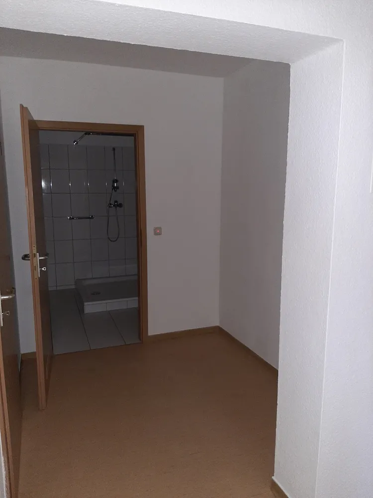 1 Zimmer Wohnung mit 42 m² in Weißenfels – Bild 5