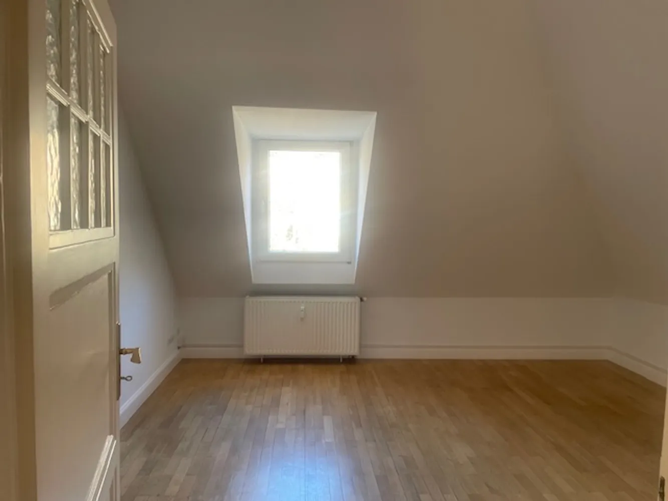 5 Zimmer Wohnung mit 190 m² in Wiesbaden – Bild 3
