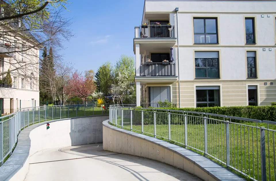 3 Zimmer Wohnung mit 101 m² in Dresden – Bild 2