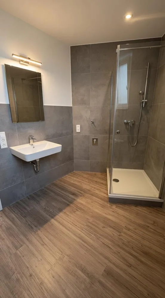 4 Zimmer Wohnung mit 120 m² in Duisburg – Bild 1