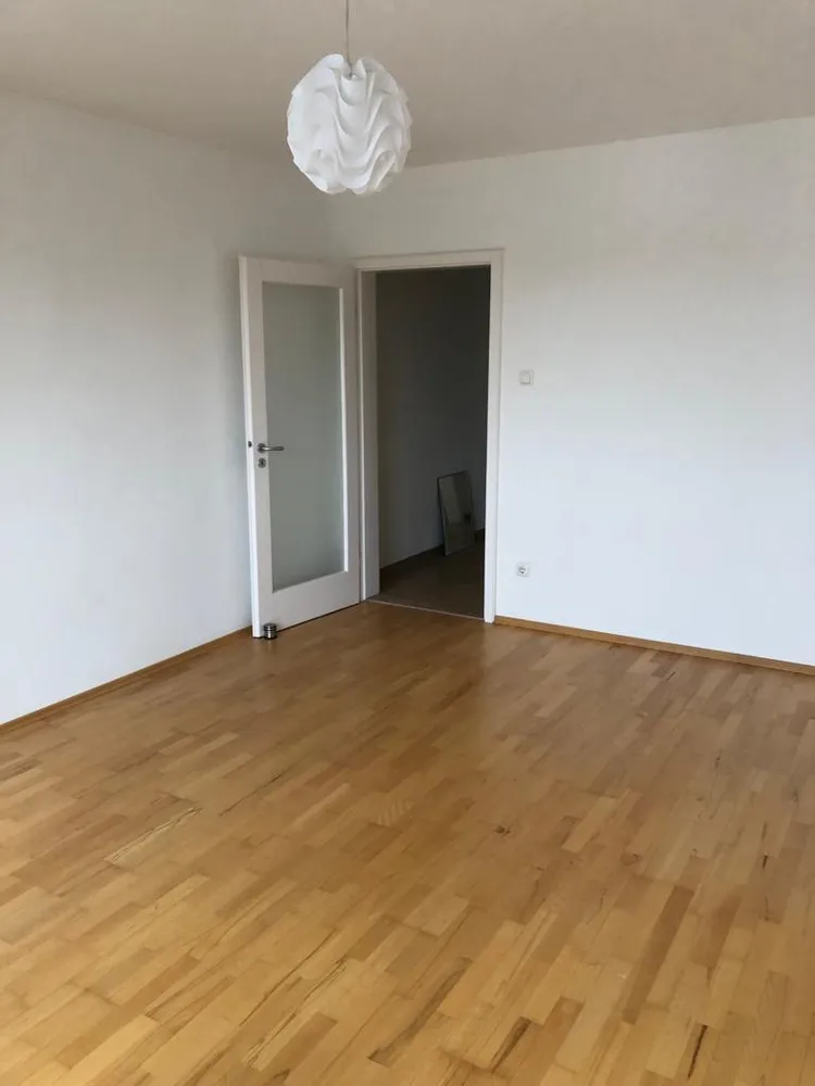 1 Zimmer Wohnung mit 37 m² in München – Bild 2