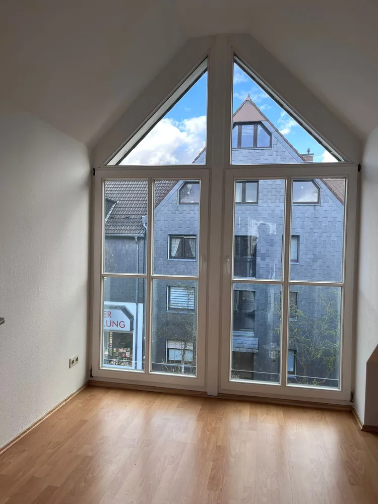 4 Zimmer Wohnung mit 99 m² in Essen – Bild 2