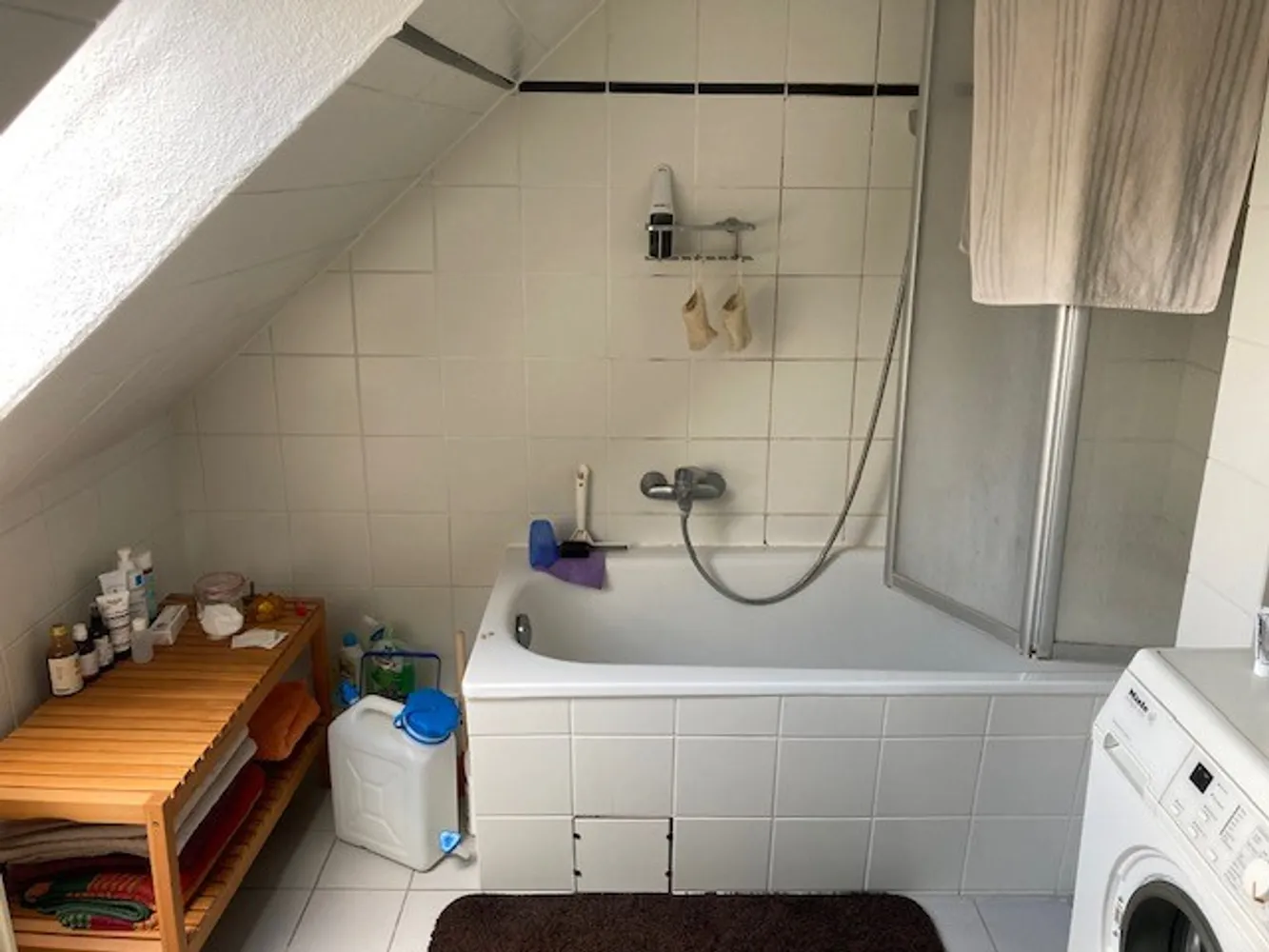 2 Zimmer Wohnung mit 81 m² in Hannover – Bild 2