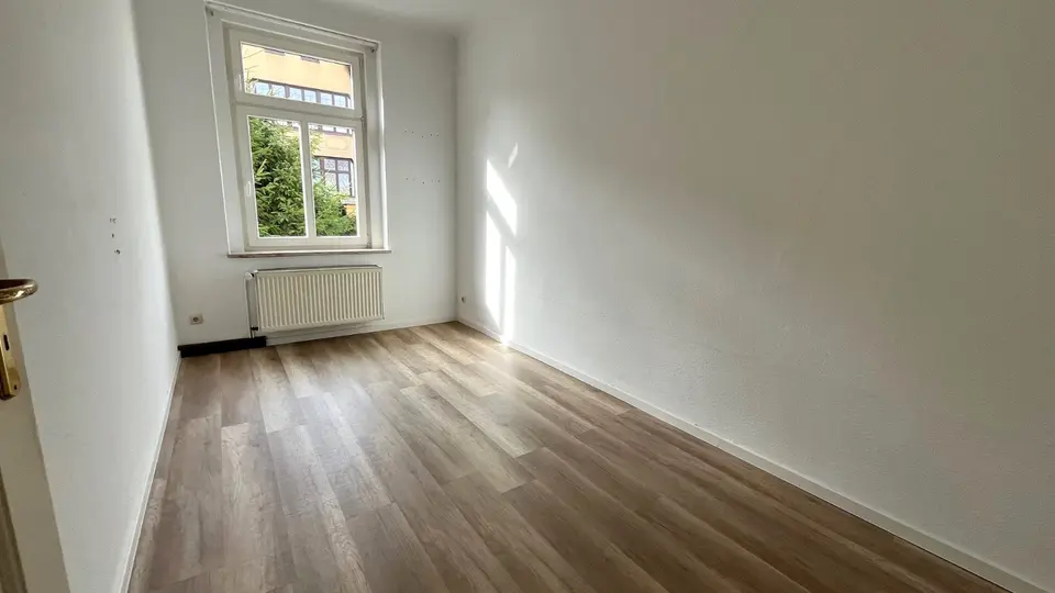 4 Zimmer Wohnung mit 125 m² in Werdau – Bild 10