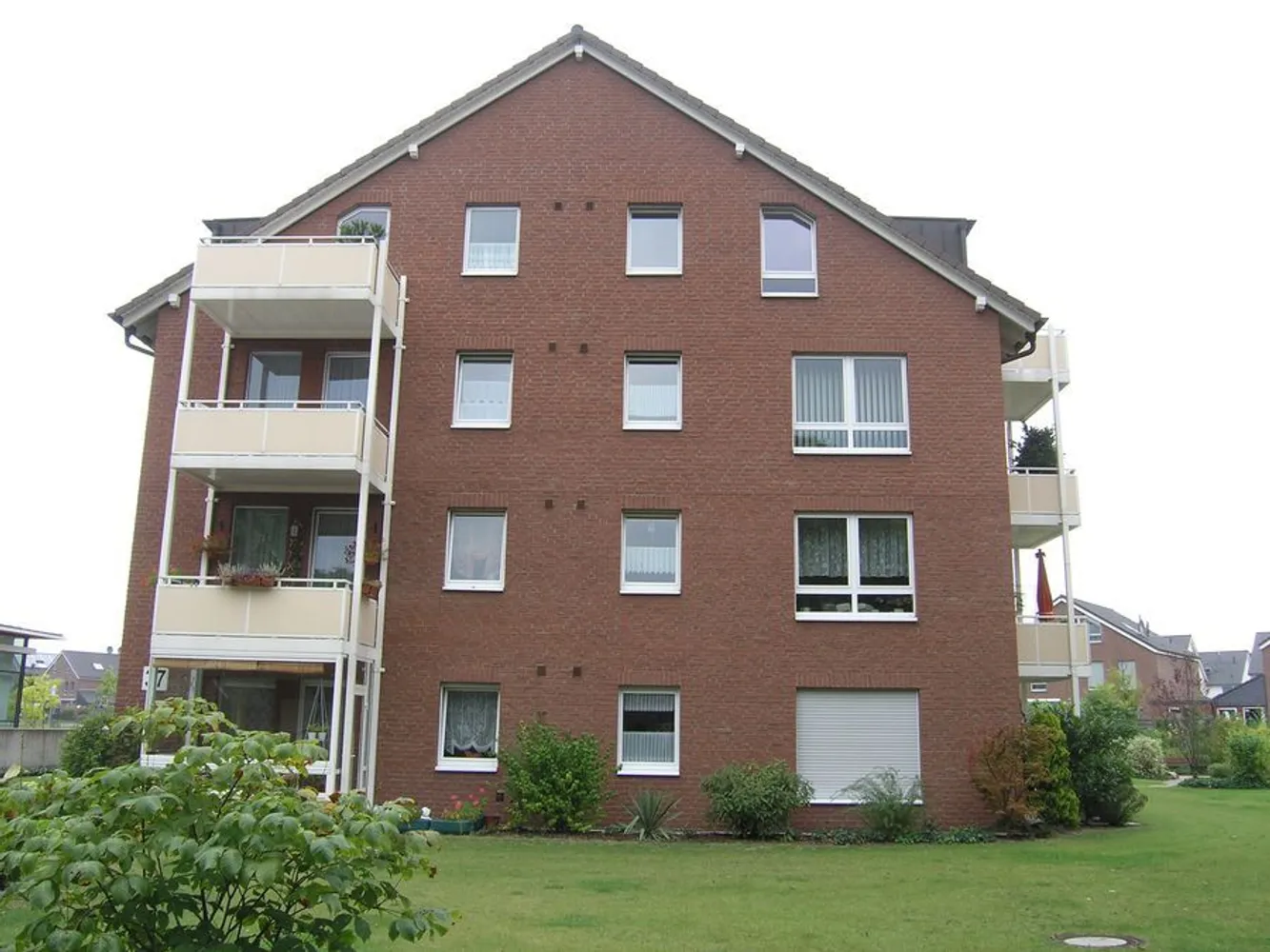 3 room apartment with 75 m² in Duisburg – Photo 2