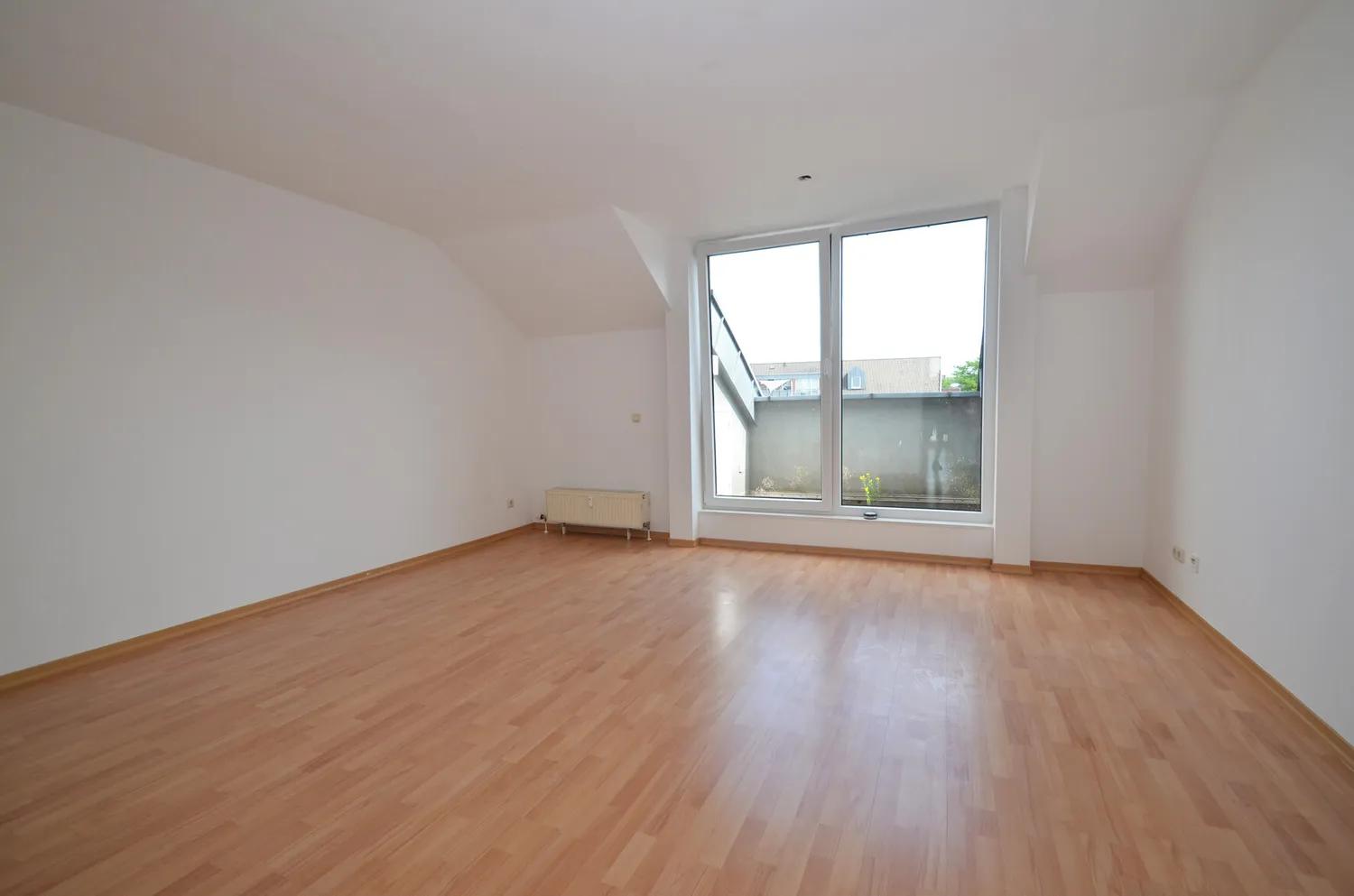 2 Zimmer Wohnung mit 50 m² in Köln – Bild 2