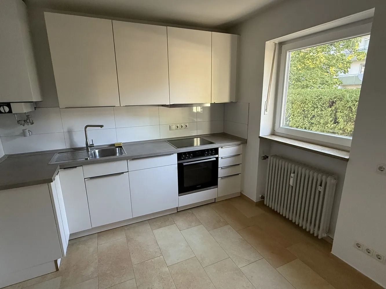 4 Zimmer Wohnung mit 109 m² in Regensburg – Bild 1
