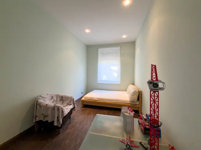 4 Zimmer Wohnung mit 138 m² in Düsseldorf – Bild 8