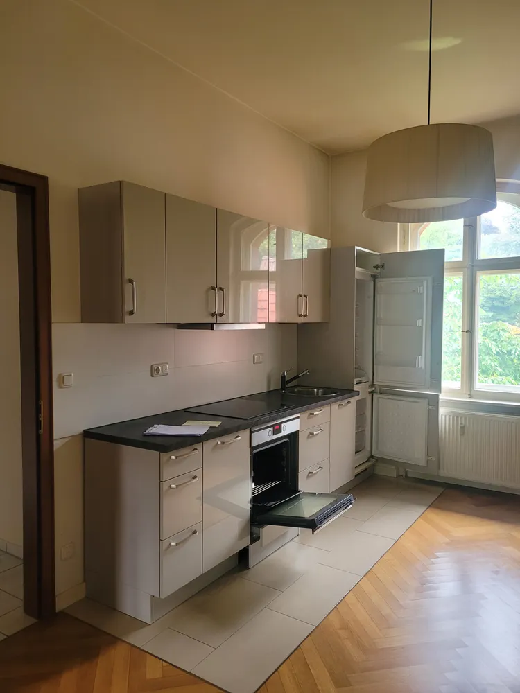 2 Zimmer Wohnung mit 82 m² in Berlin – Bild 6