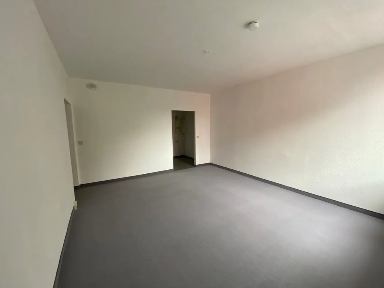 2 Zimmer Wohnung mit 54 m² in Suhl – Bild 4