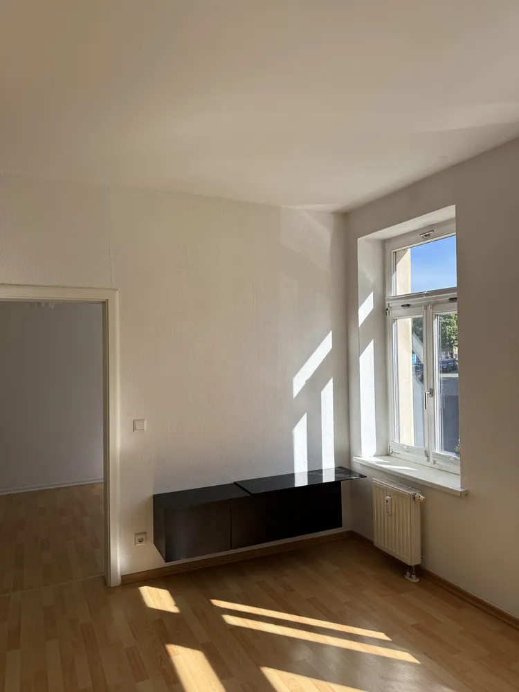 2 Zimmer Wohnung mit 42 m² in Dresden – Bild 2