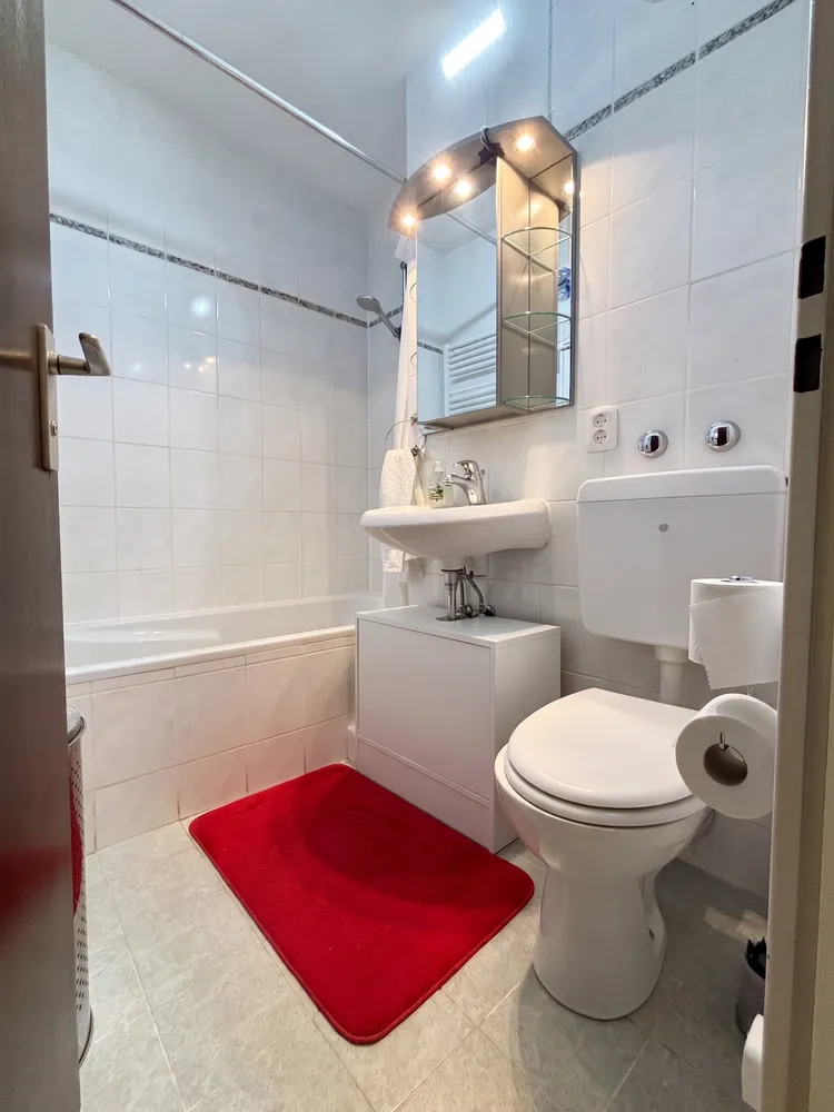 1 room apartment with 33 m² in Munich – Photo 5