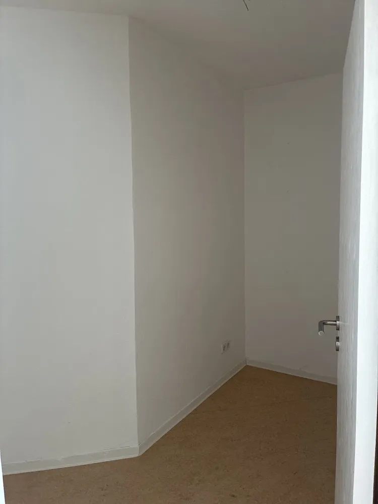 2 Zimmer Wohnung mit 80 m² in Berlin – Bild 4