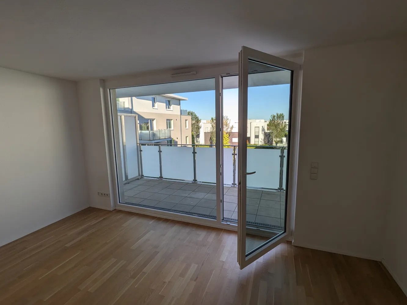 4 Zimmer Wohnung mit 98 m² in Frankfurt am Main – Bild 5