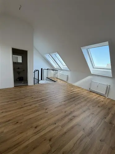 4 Zimmer Wohnung mit 97 m² in Dresden – Bild 4