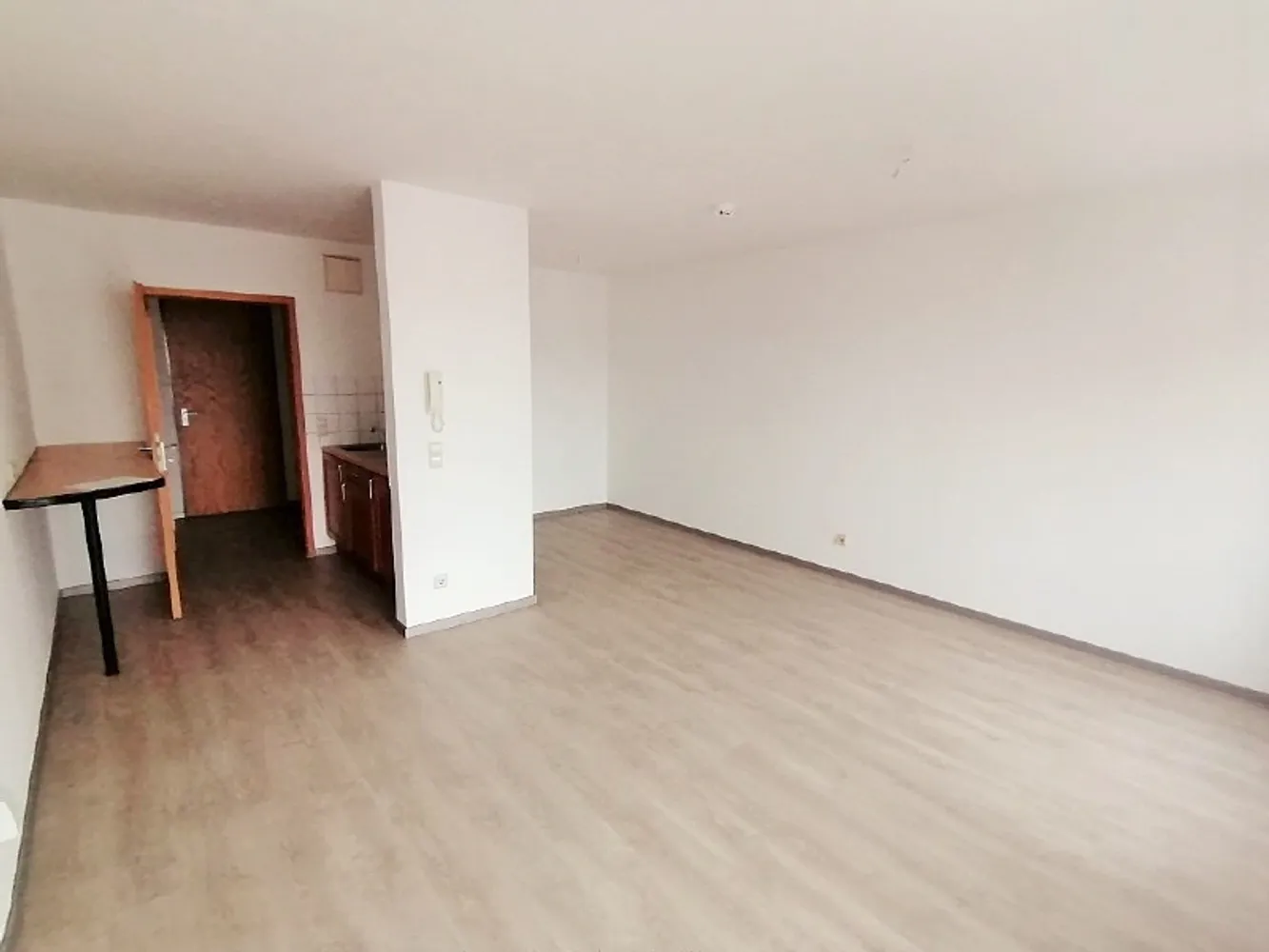 1 room apartment with 38 m² in Chemnitz – Photo 4