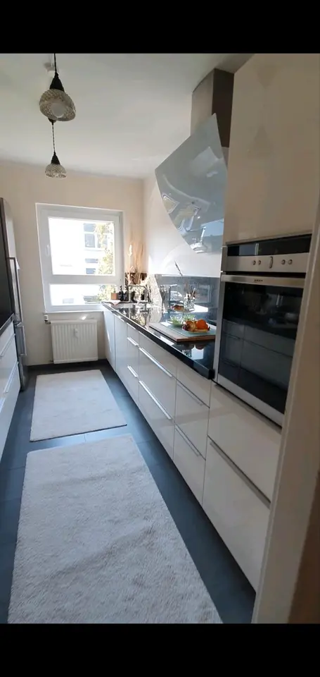 4 Zimmer Wohnung mit 115 m² in Siegburg – Bild 1