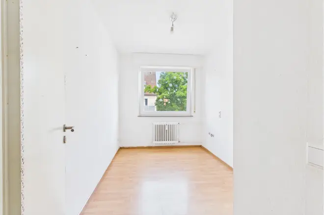 6 Zimmer Wohnung mit 110 m² in Stuttgart – Bild 8