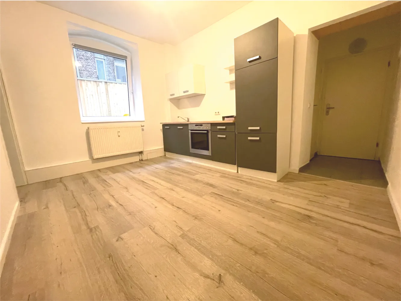 2 room apartment with 30 m² in Cologne – Photo 2