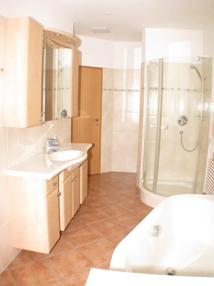 3 Zimmer Wohnung mit 110 m² in Cottbus – Bild 3