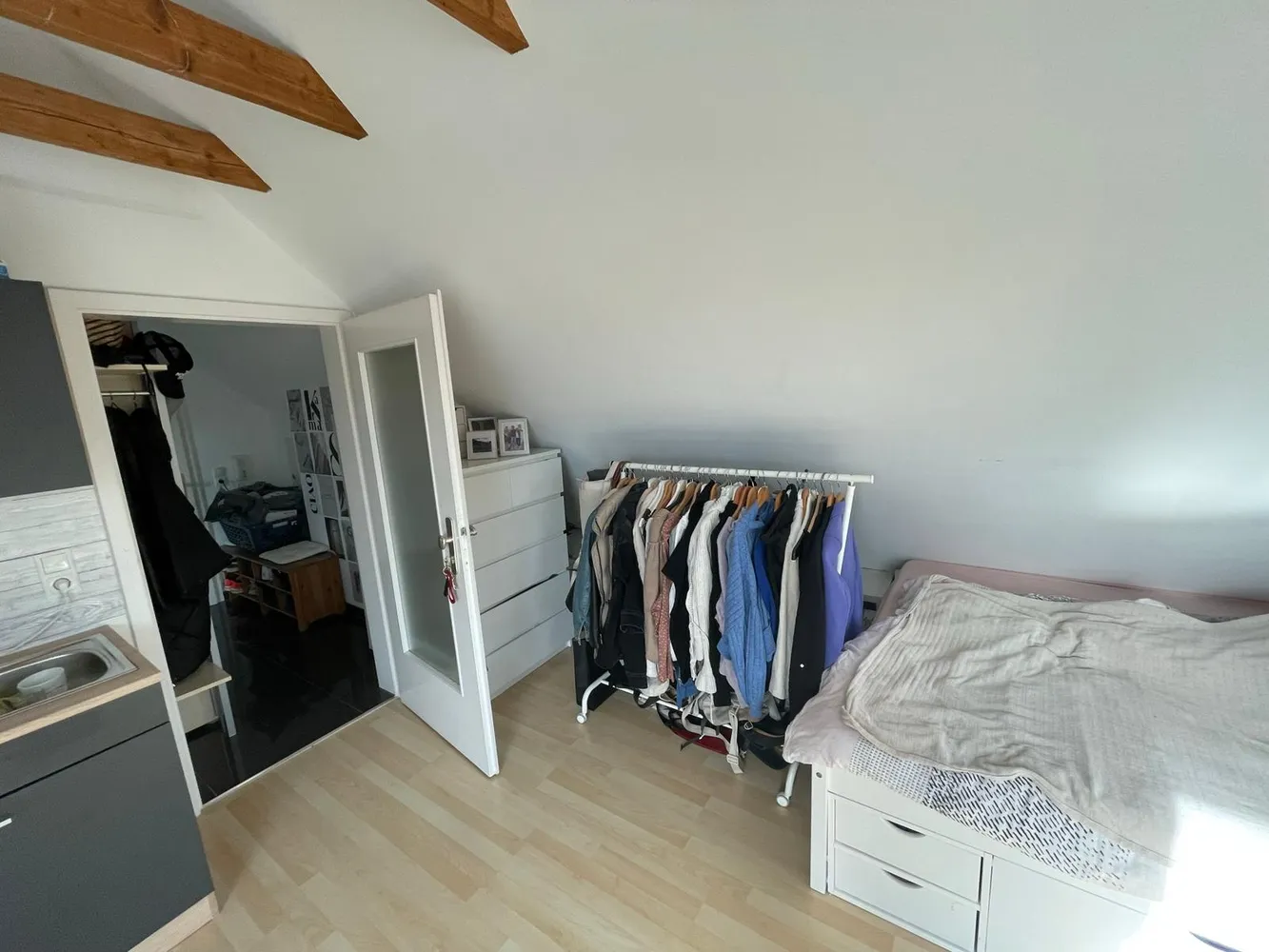 1 room apartment with 25 m² in Stuttgart – Photo 5
