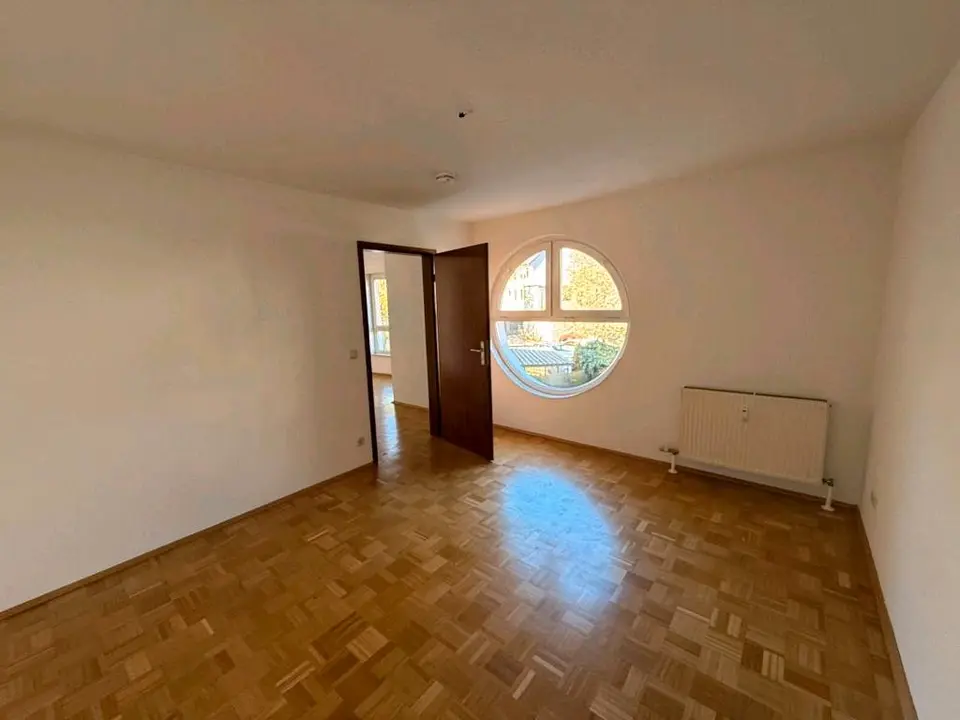 2 Zimmer Wohnung mit 53 m² in Crimmitschau – Bild 4