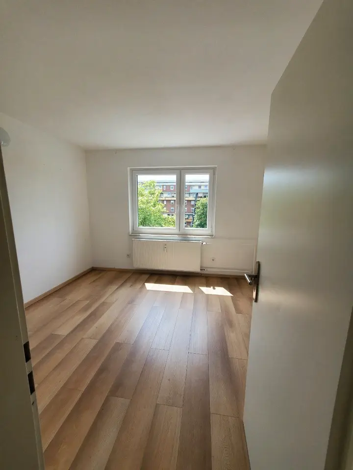 3 Zimmer Wohnung mit 78 m² in Wolfsburg – Bild 2