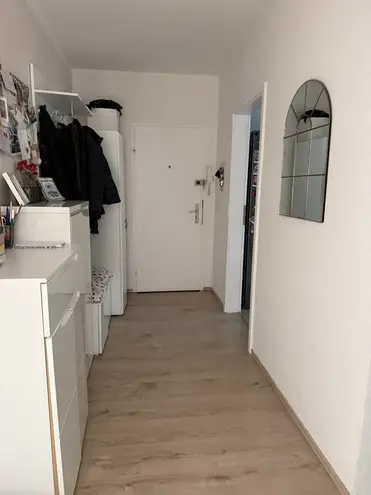 2 Zimmer Wohnung mit 57 m² in Köln – Bild 4