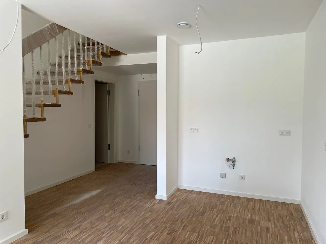 4 Zimmer Wohnung mit 105 m² in Dresden – Bild 4