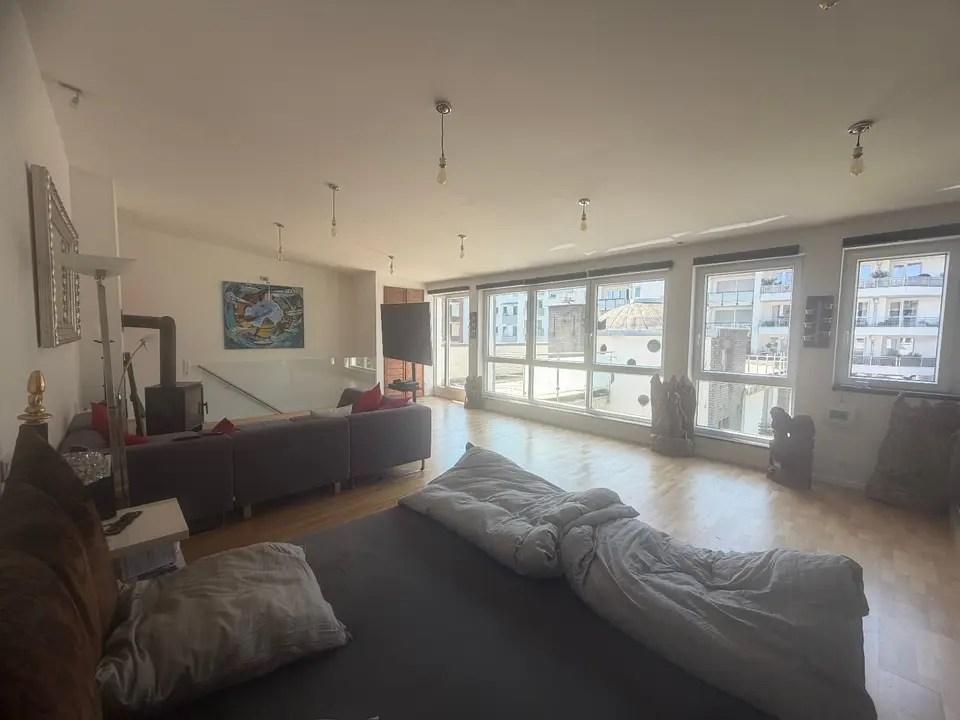 4 Zimmer Wohnung mit 165 m² in Düsseldorf – Bild 3