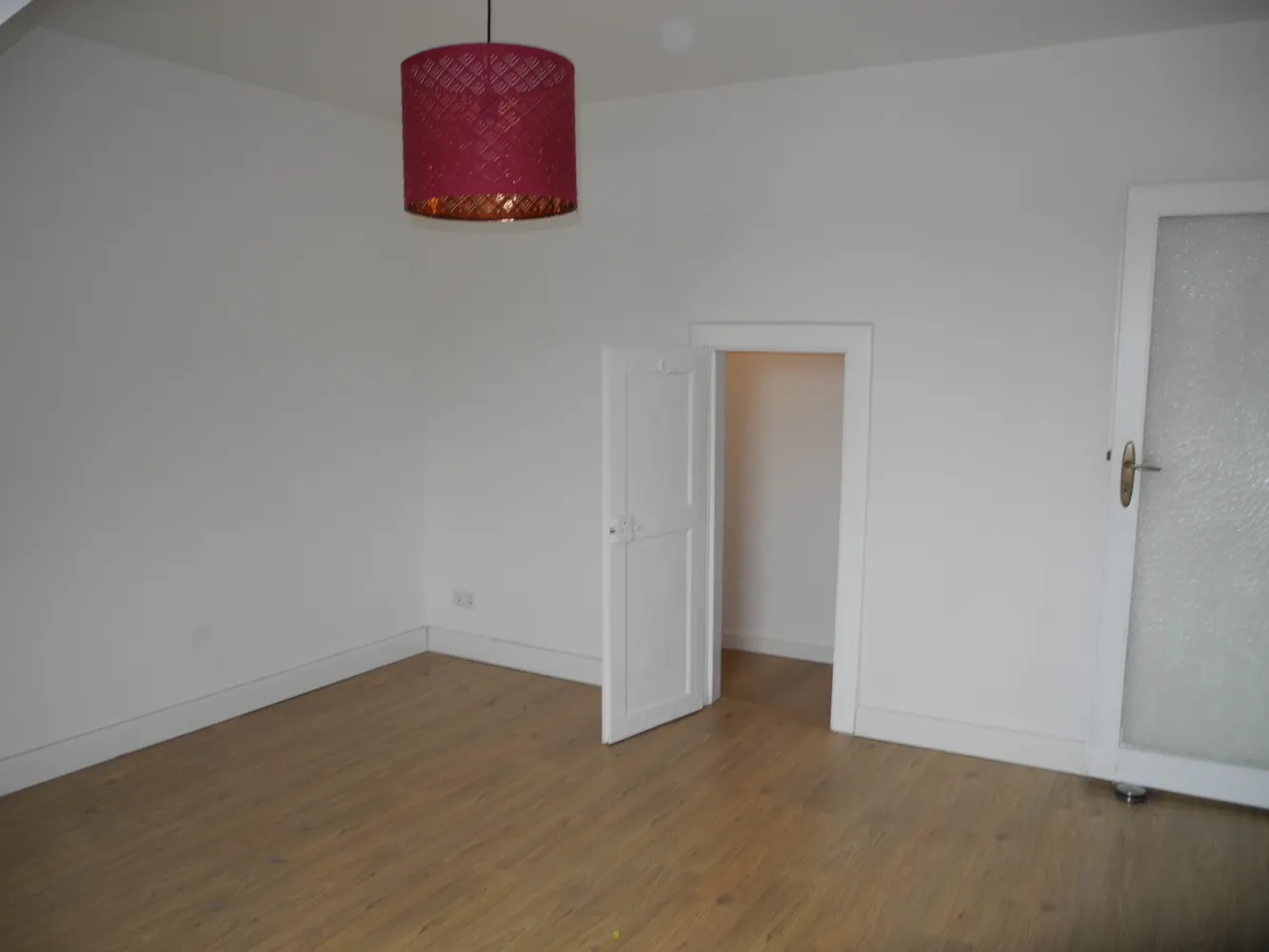 6 Zimmer Wohnung mit 155 m² in Hannover – Bild 8