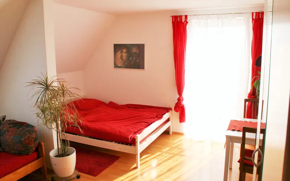 WG-Zimmer mit 20 m² in Nürtingen – Bild 2