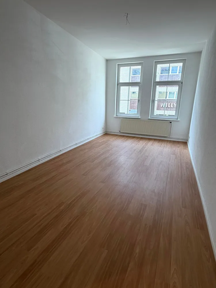 4 Zimmer Wohnung mit 111 m² in Hannover – Bild 3