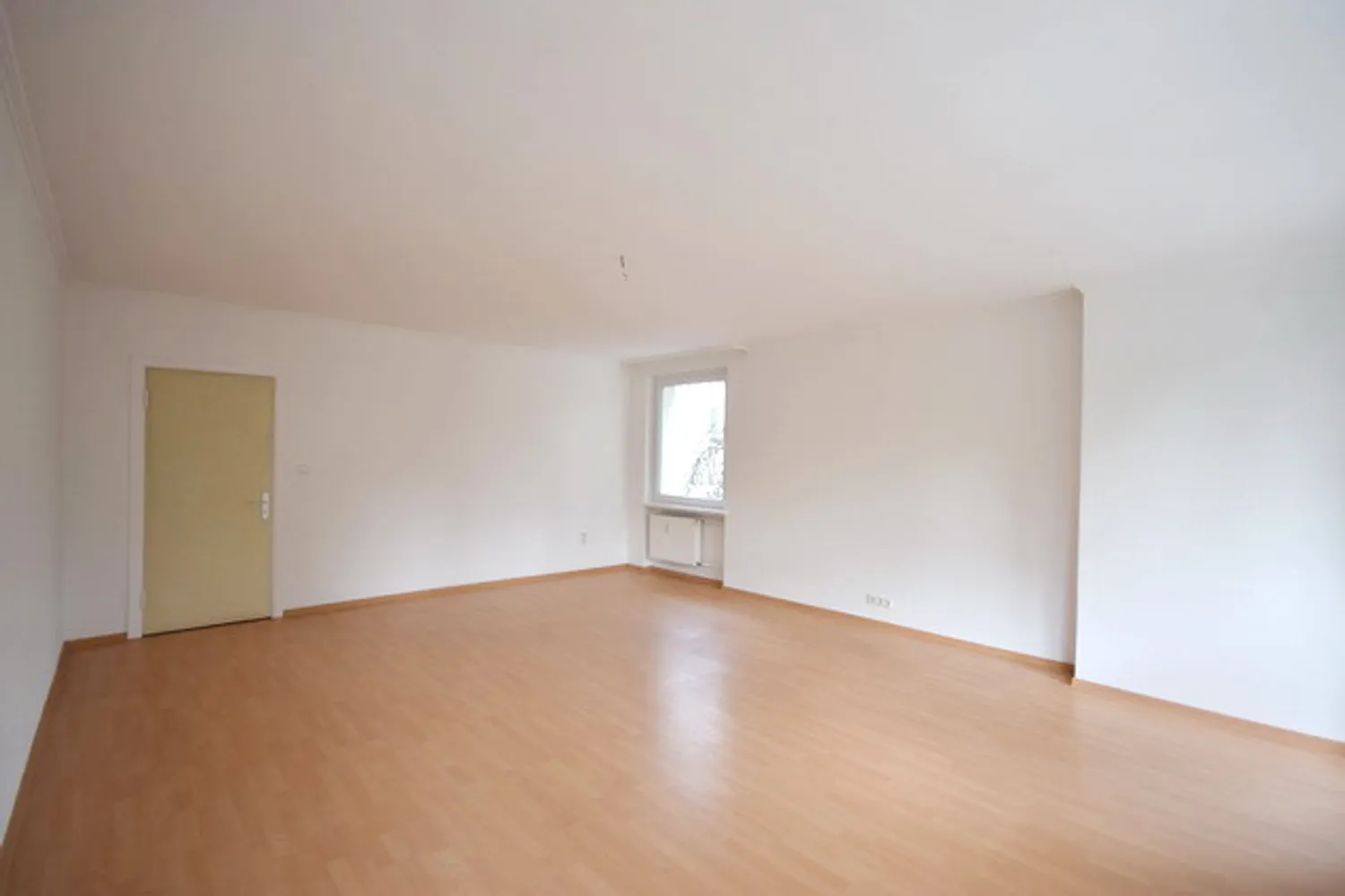2 Zimmer Wohnung mit 77 m² in Bremen – Bild 4