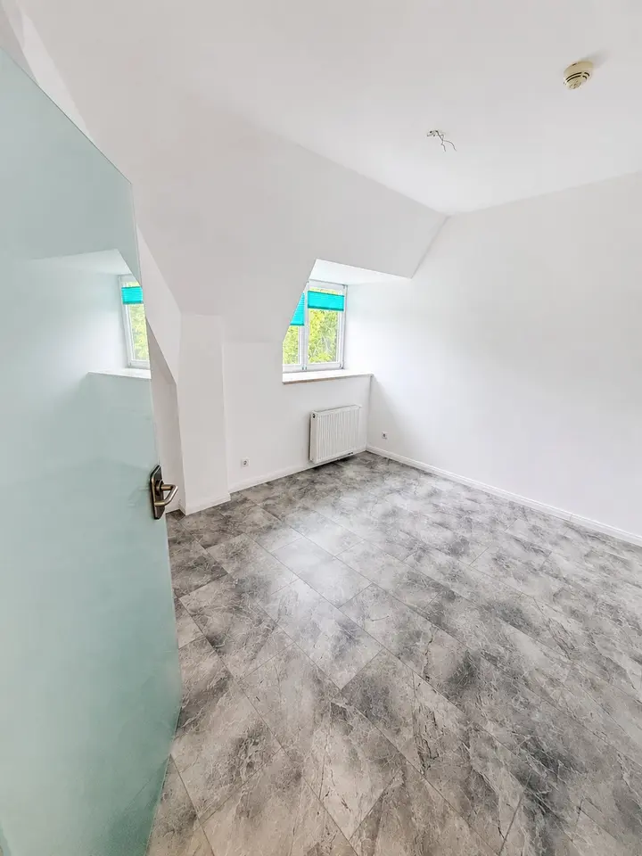 6 Zimmer Wohnung mit 173 m² in Crimmitschau – Bild 6