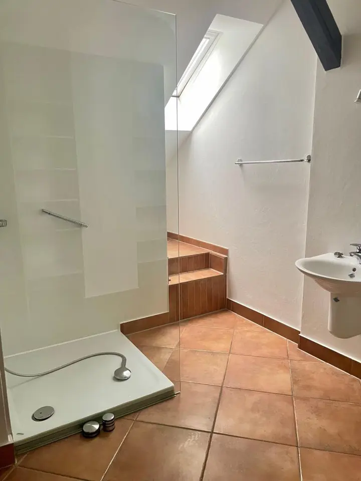 5 Zimmer Wohnung mit 264 m² in Regensburg – Bild 8