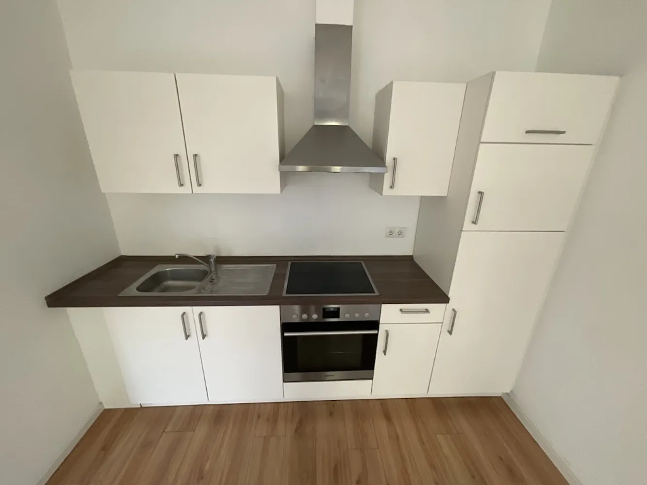 2 Zimmer Wohnung mit 58 m² in Lübeck – Bild 7