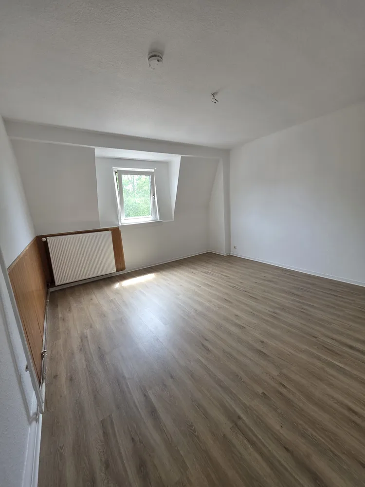 5 Zimmer Wohnung mit 105 m² in Frankfurt am Main – Bild 6