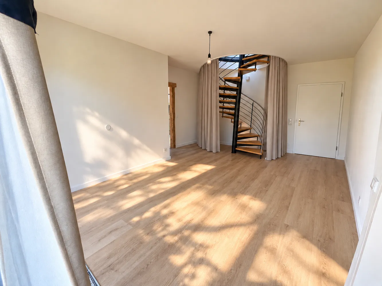 4 Zimmer Wohnung mit 111 m² in Hamburg – Bild 10