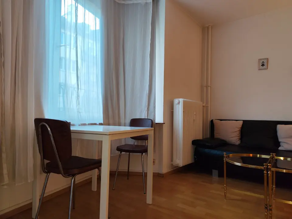 WG-Zimmer mit 35 m² in Frankfurt am Main – Bild 7