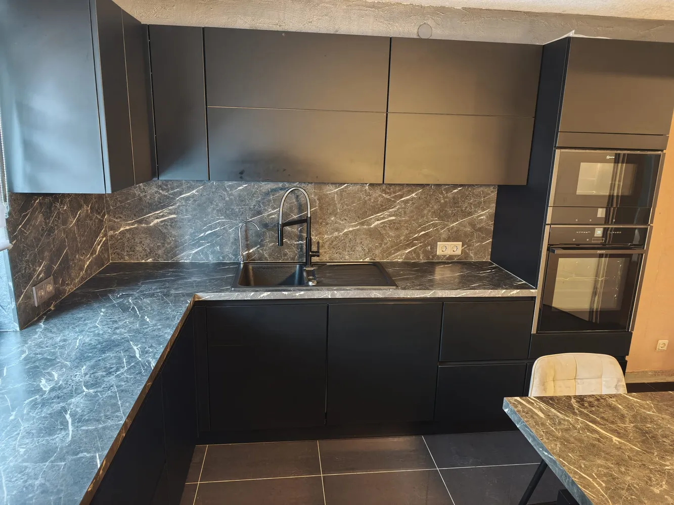 5 Zimmer Wohnung mit 134 m² in Kassel – Bild 1