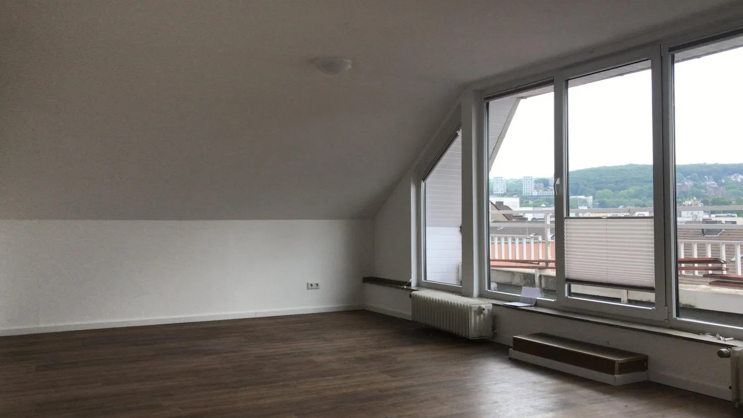 3 Zimmer Wohnung mit 86 m² in Wuppertal – Bild 2