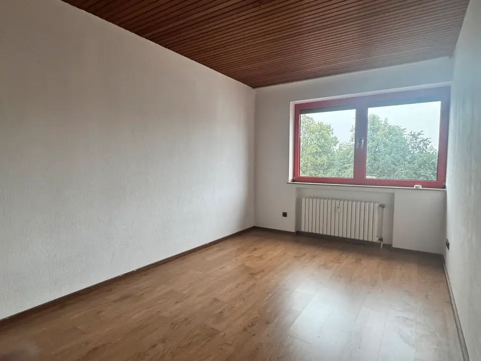 4 Zimmer Wohnung mit 136 m² in Düsseldorf – Bild 9