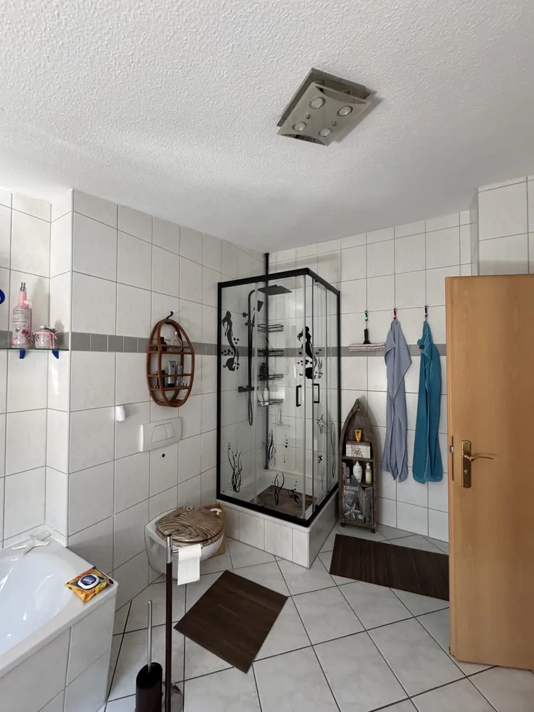 3 Zimmer Wohnung mit 80 m² in Altenburg – Bild 1