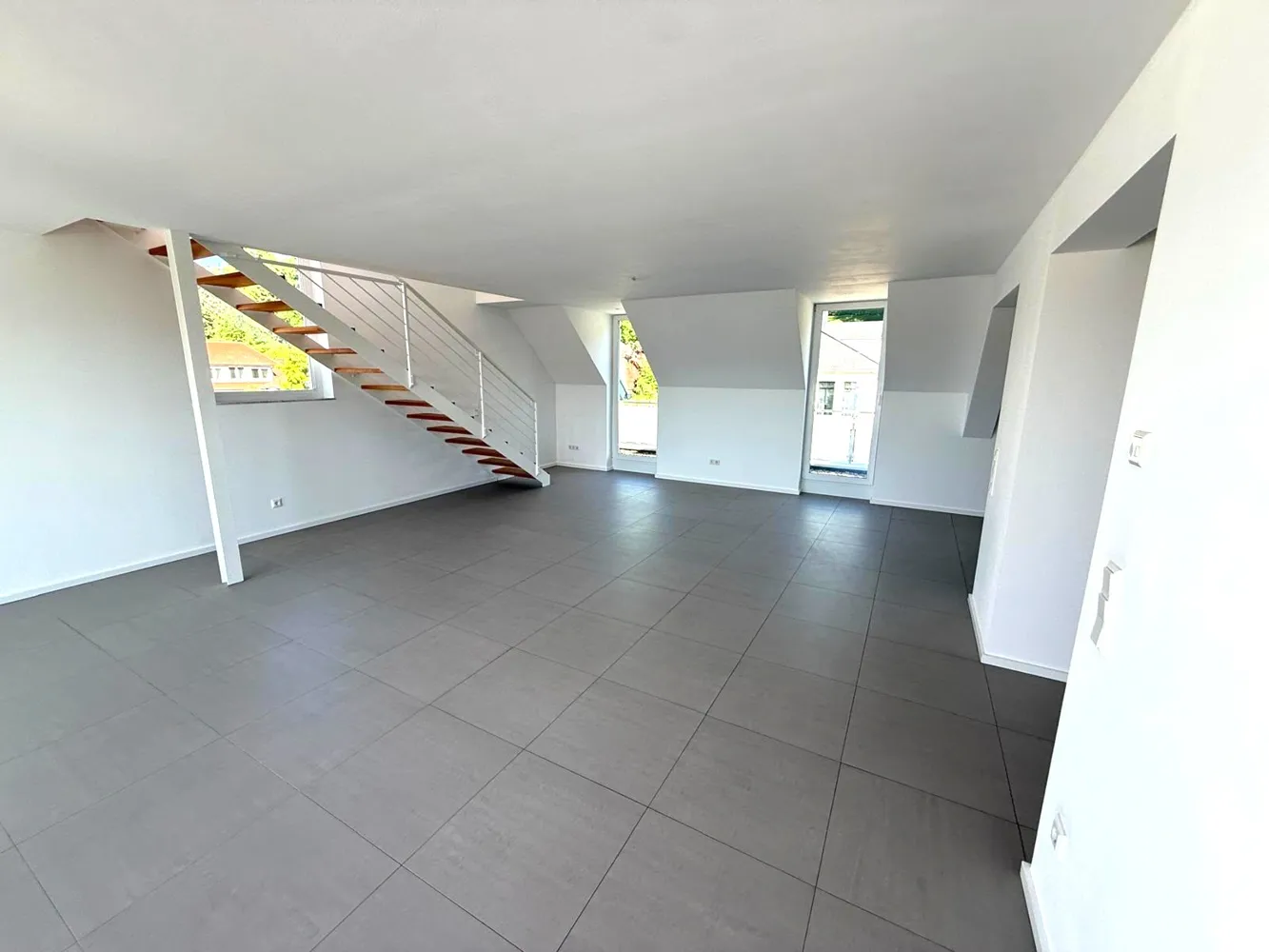 3 Zimmer Wohnung mit 138 m² in Homburg – Bild 5