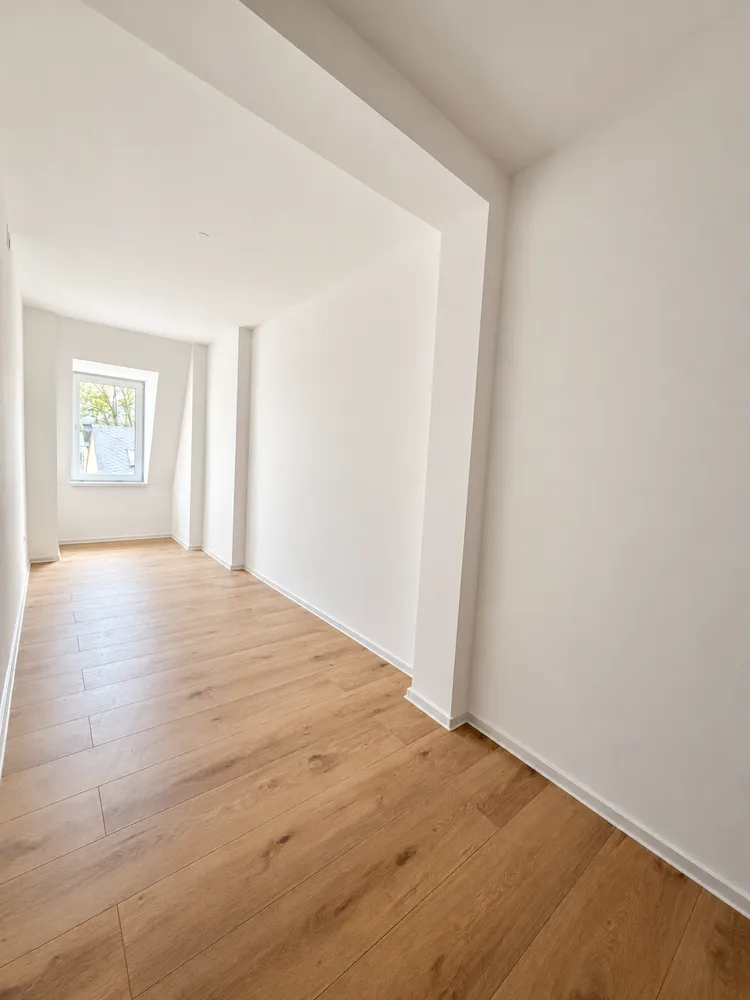 4 Zimmer Wohnung mit 117 m² in Pirna – Bild 2